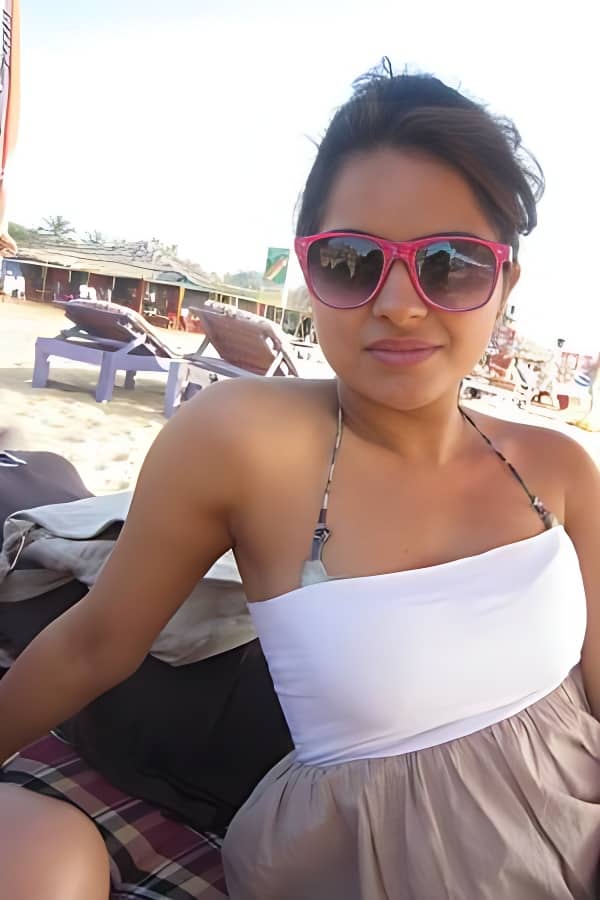 Housewife Escorts Meerut